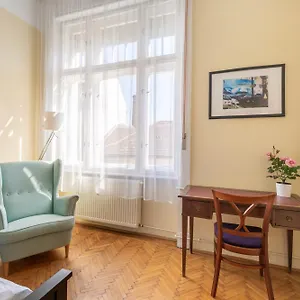 Apartment Gde Wesselenyi 8 *