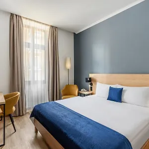 Bristol Hotel 4*