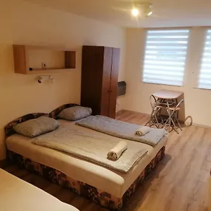 Pozsonyifirst 2 Privat Privatunterkunft Budapest