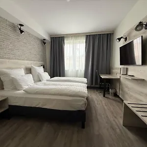 Nexto Dormero 4*